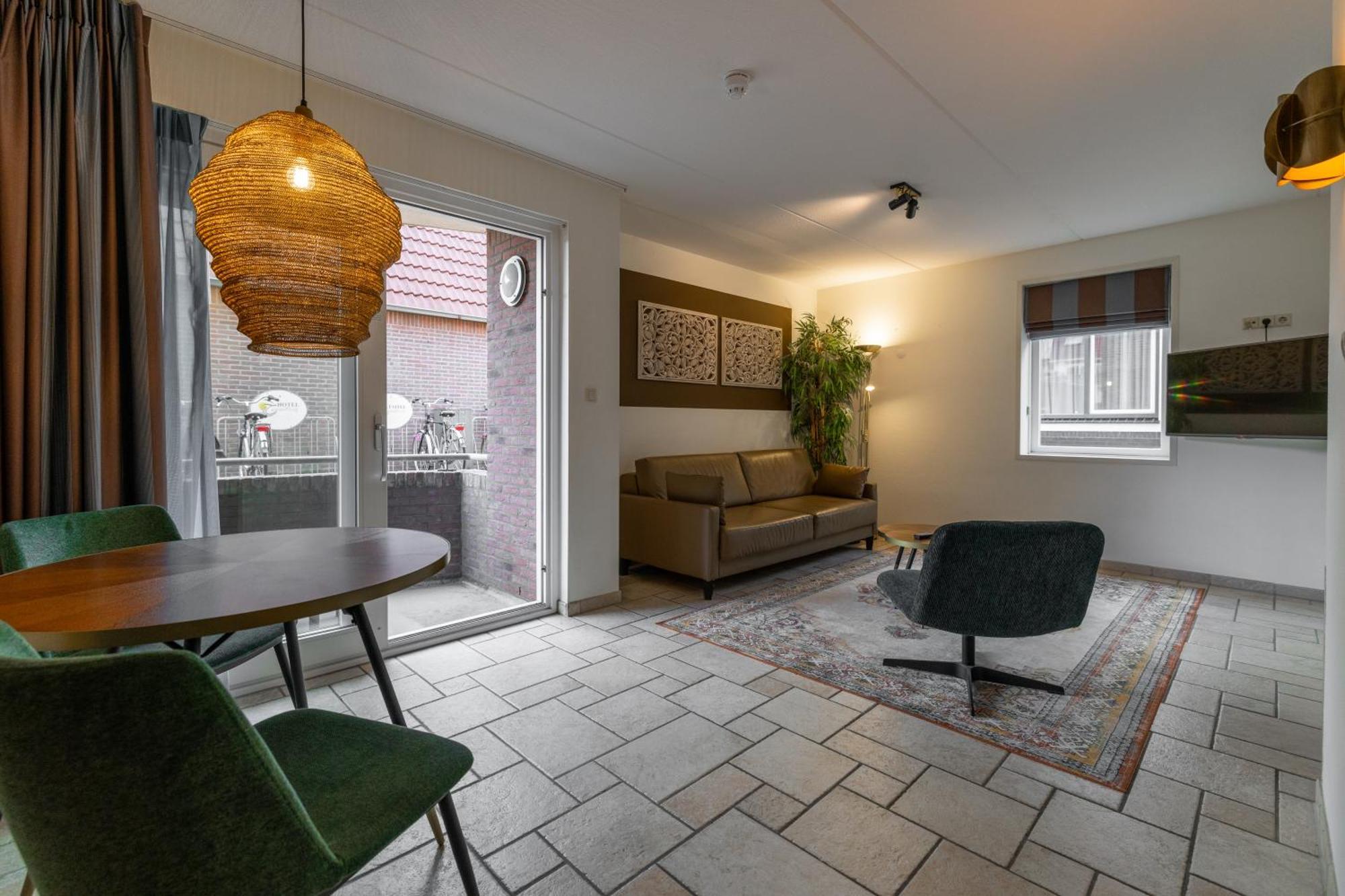 Hotel Tesselhof Де-Коог Экстерьер фото
